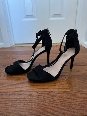 Kelly & Katie Black Suede Ankle Strap Heels
